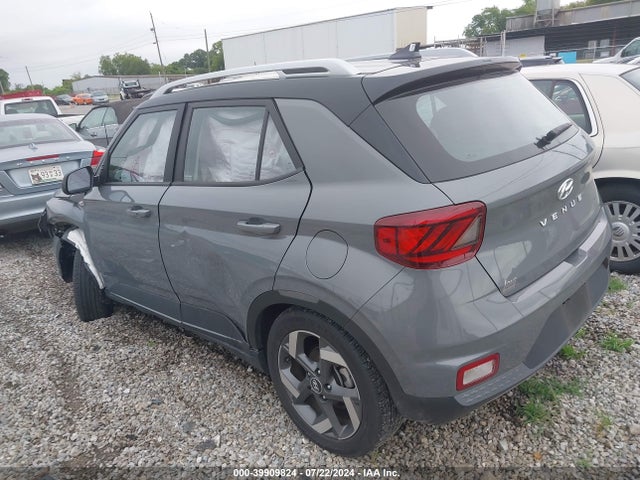 Hyundai Venue Limited 2022 KMHRC8A33NU207418 Image 3