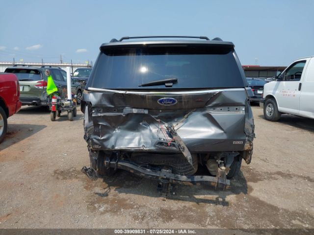 1FMJU1JT5JEA70570 Ford Expedition Xlt