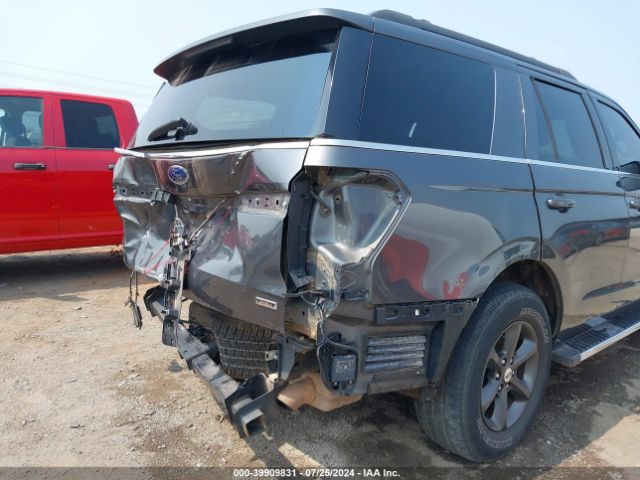 1FMJU1JT5JEA70570 Ford Expedition Xlt