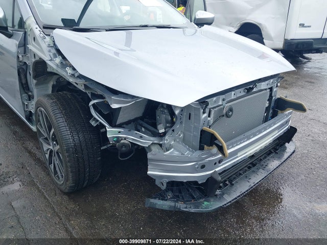 JF1GUAFC8R8331813 Subaru Impreza Sport 5-door