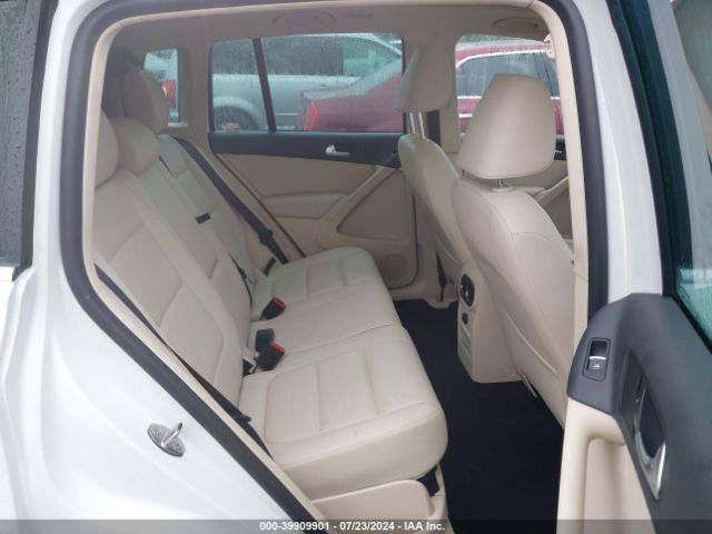 WVGAV7AX9FW507040 Volkswagen TIGUAN SE