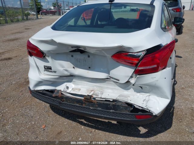 1FADP3E27GL211297 Ford FOCUS S