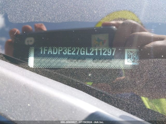 1FADP3E27GL211297 Ford FOCUS S