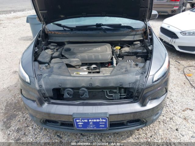 1C4PJLCB7JD545102 Jeep Cherokee Latitude Fwd
