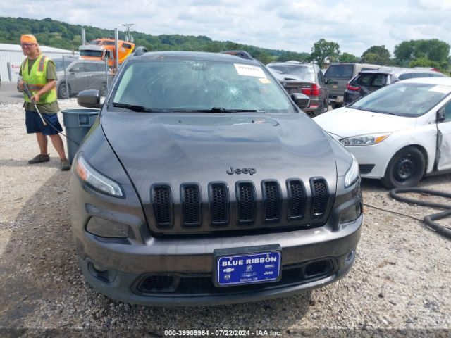 1C4PJLCB7JD545102 Jeep Cherokee Latitude Fwd