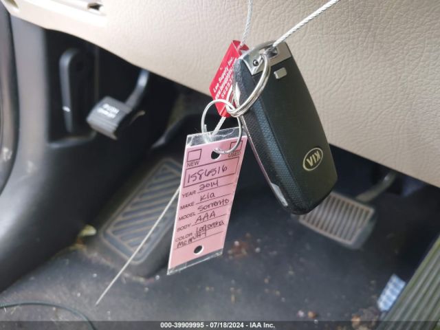 5XYKT4A6XEG489499 KIA SORENTO LX