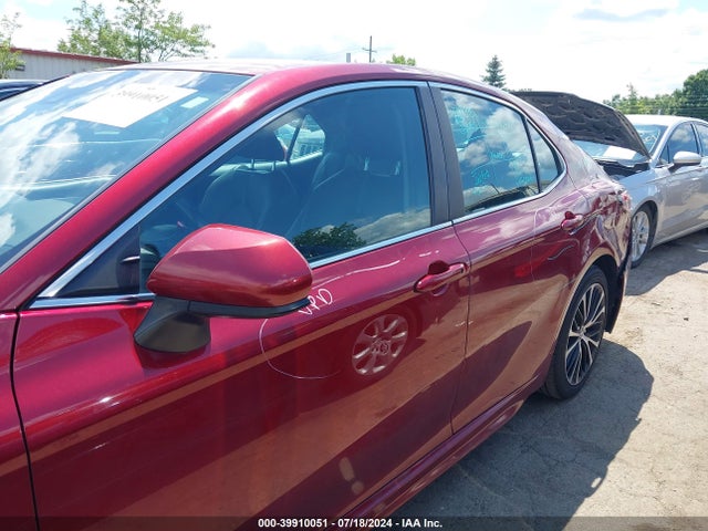 Toyota CAMRY SE 2018 4T1B11HK3JU579637 Image 15