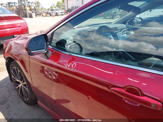 Toyota CAMRY SE 2018 4T1B11HK3JU579637 Image 22