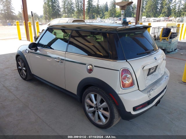 2013 MINI HARDTOP WMWSV3C52DT389339 Photo 2