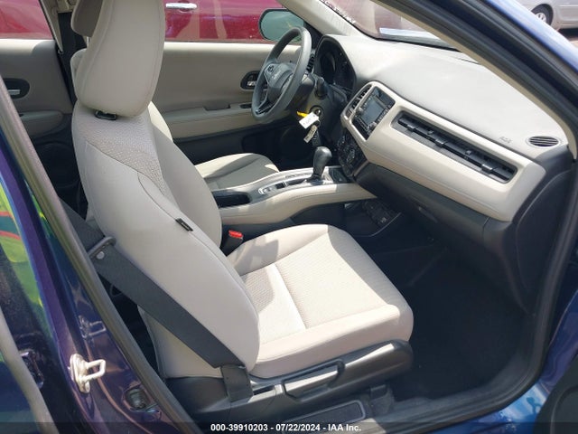 Honda HR-V LX 2017 3CZRU6H39HM715570 Image 5