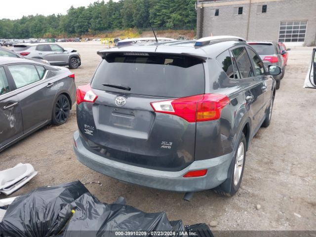 JTMRFREV0ED061041 Toyota Rav4 Xle
