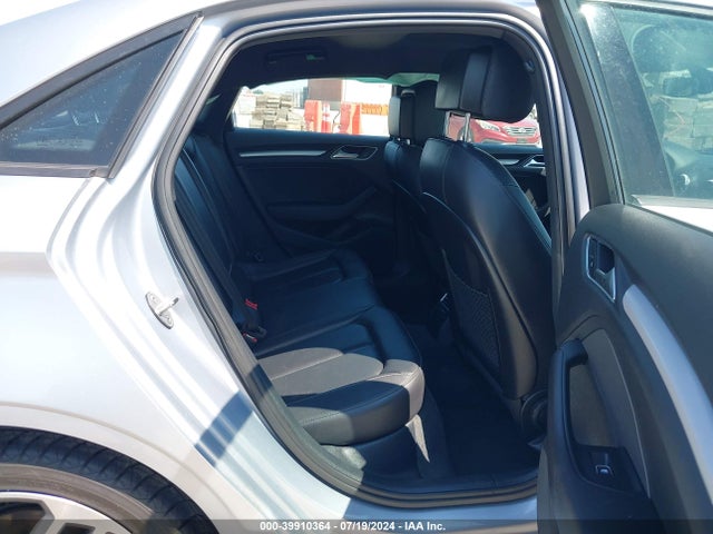 WAUB8GFF2J1031359 Audi A3 2.0t Premium/2.0t Tech Premium
