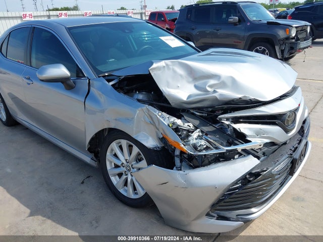 Toyota CAMRY LE 2019 4T1B11HK4KU701603 Image 6