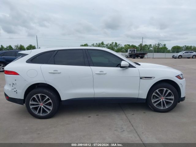 SADCJ2BV6HA493322 Jaguar F-pace 35t Premium