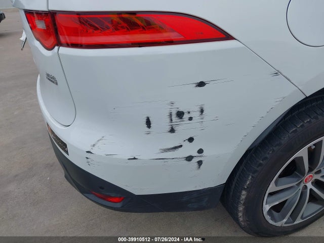SADCJ2BV6HA493322 Jaguar F-pace 35t Premium