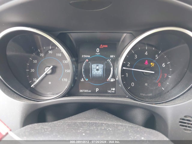 SADCJ2BV6HA493322 Jaguar F-pace 35t Premium