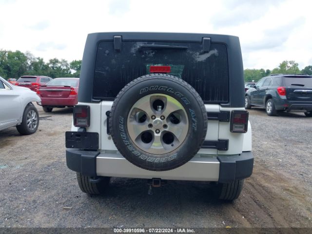 1C4HJWEG9JL873173 Jeep Wrangler Jk Unlimited Sahara