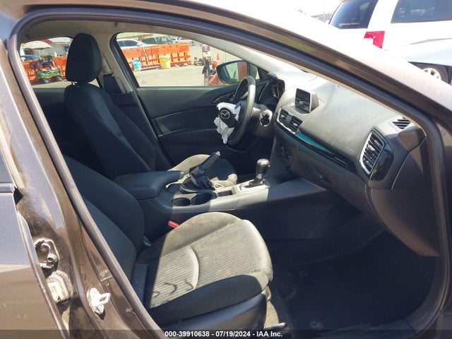 JM1BM1U74E1163634 Mazda Mazda3 I Sport
