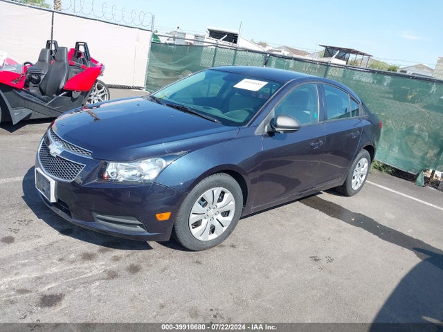 Chevrolet Cruze Ls Auto 2014 1G1PA5SH7E7349532 Image 2