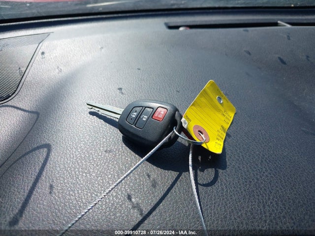 Toyota Rav4 Xle 2014 JTMRFREV6ED055356 Image 11