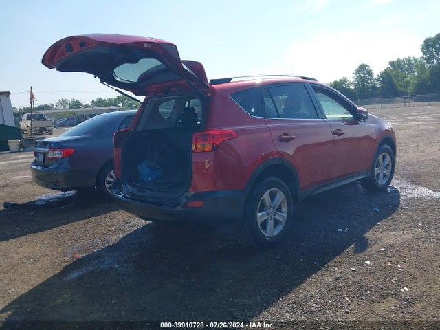Toyota Rav4 Xle 2014 JTMRFREV6ED055356 Image 4