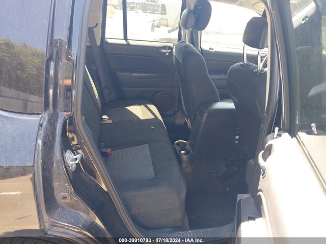 1C4NJCBA7FD313493 Jeep Compass Sport