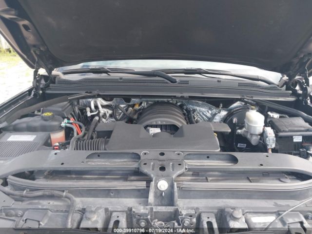 1GNSKHKC9HR341999 Chevrolet Suburban Lt