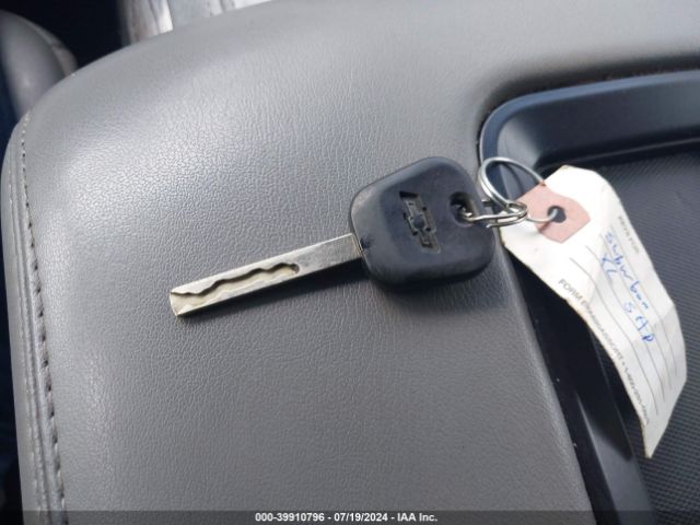 1GNSKHKC9HR341999 Chevrolet Suburban Lt