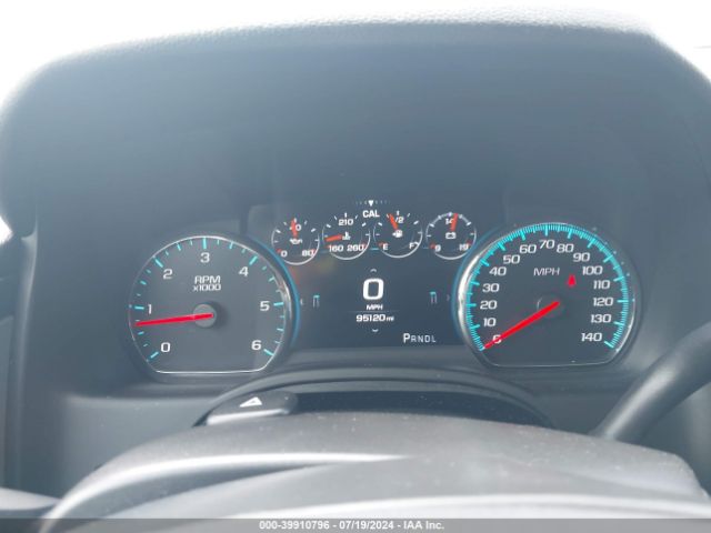 1GNSKHKC9HR341999 Chevrolet Suburban Lt