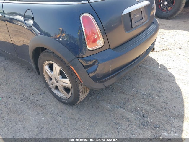 2006 MINI COOPER WMWRC33566TK72709 Photo 5