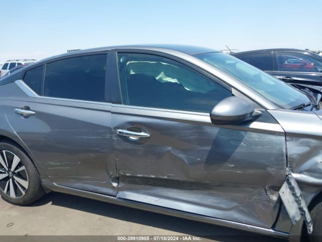 1N4BL4DW7NN363482 Nissan Altima Sv Intelligent Awd