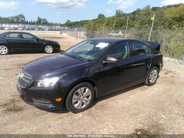 Chevrolet Cruze Ls Auto 2014 1G1PA5SH2E7463180 Image 2
