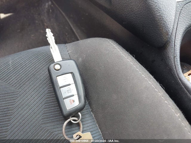 Nissan ROGUE S 2015 KNMAT2MV0FP578984 Image 11