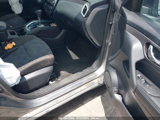 Nissan ROGUE S 2015 KNMAT2MV0FP578984 Image 5