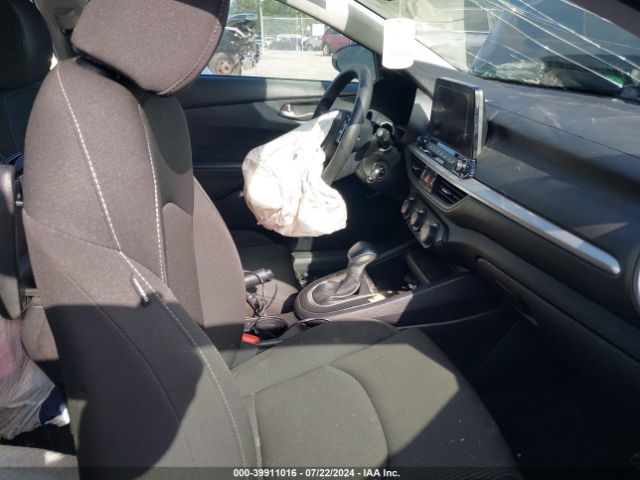 3KPF24AD7LE185513 KIA FORTE FE