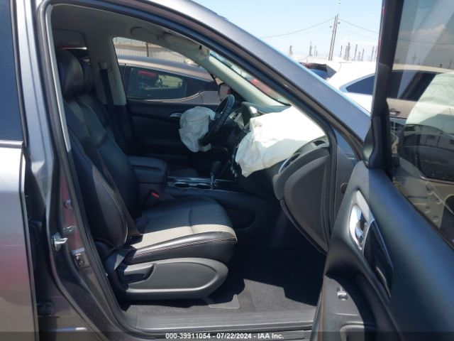5N1DR2BN4LC610302 Nissan Pathfinder Sv 2wd