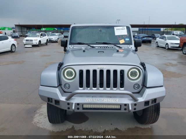 1C4BJWEGXGL323303 Jeep Wrangler Unlimited Sahara