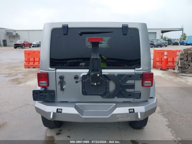 1C4BJWEGXGL323303 Jeep Wrangler Unlimited Sahara