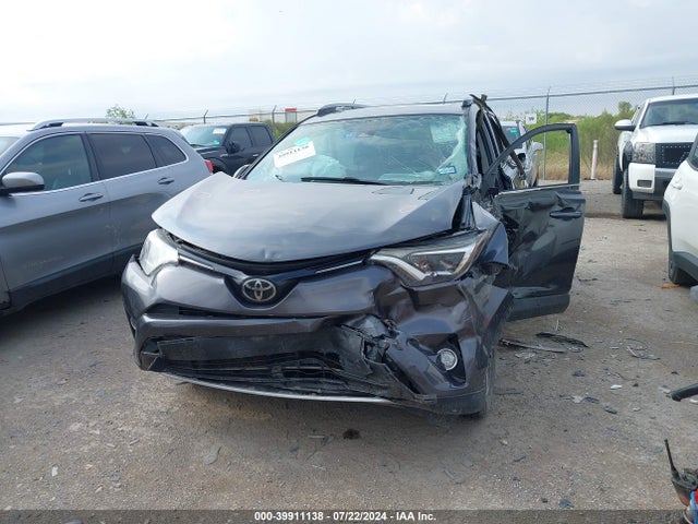 Toyota Rav4 Xle 2018 2T3RFREV1JW763477 Image 2