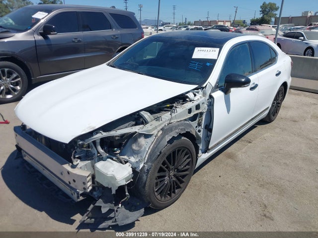 Lexus Ls 460 Crafted Line 2015 JTHBL5EF4F5135731 Image 2