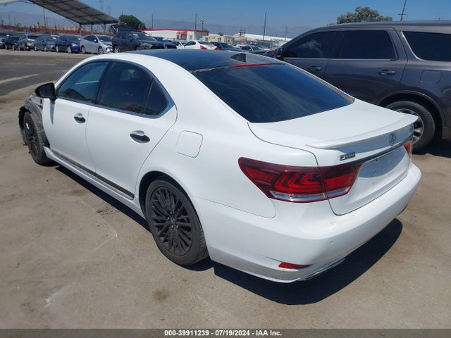 Lexus Ls 460 Crafted Line 2015 JTHBL5EF4F5135731 Image 3
