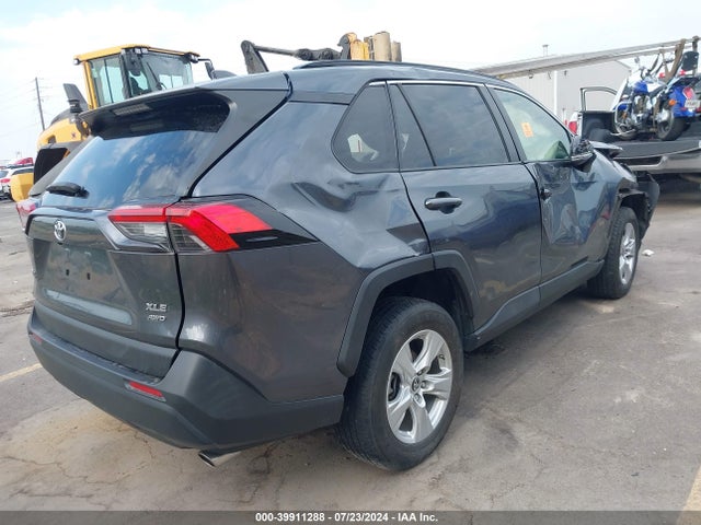 Toyota Rav4 Xle 2019 JTMP1RFV8KD009916 Image 4