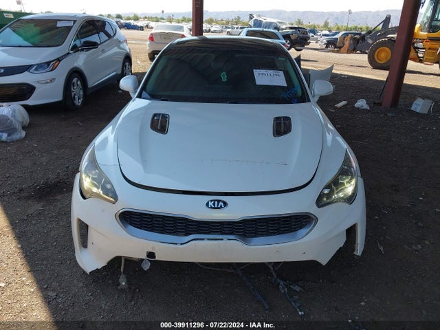 KIA Stinger Premium 2018 KNAE25LA6J6012327 Image 12