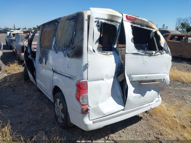 3N6CM0KN5HK709552 Nissan 2017