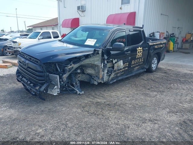 Toyota Tundra Sr 2022 5TFKB5AB5NX017794 Image 2
