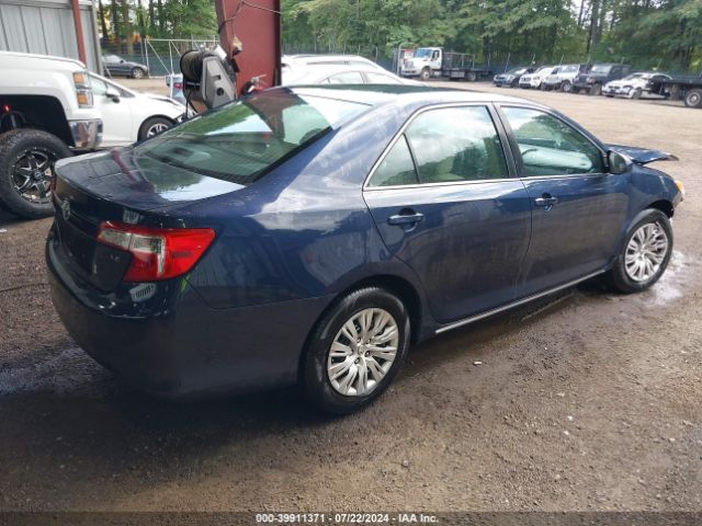 4T1BF1FK8EU852047 Toyota CAMRY LE
