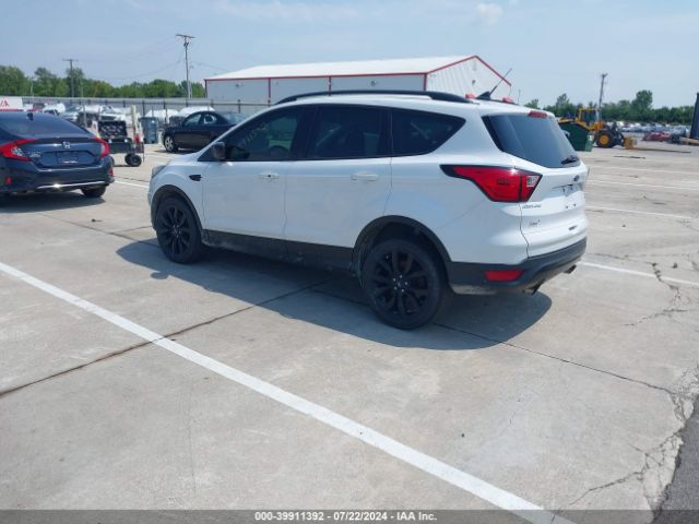 2019 FORD ESCAPE 1FMCU0GD0KUB80372 Photo 2