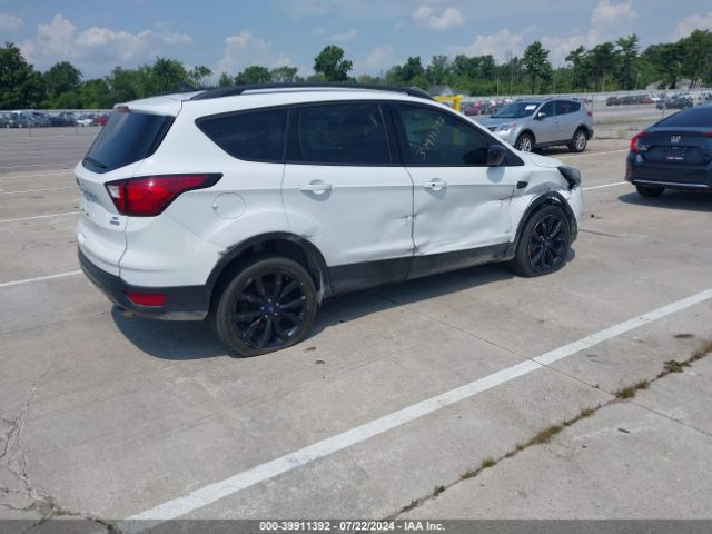 2019 FORD ESCAPE 1FMCU0GD0KUB80372 Photo 3