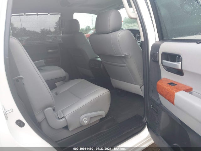 Toyota Sequoia Platinum 2020 5TDDY5G19LS175869 Image 8