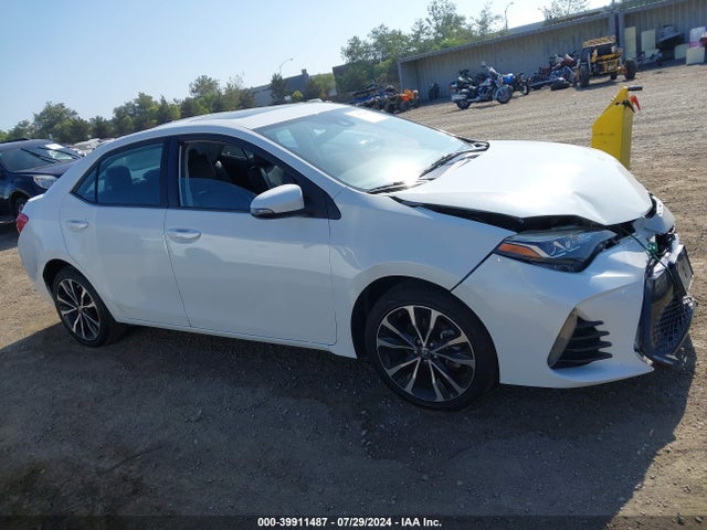 Toyota COROLLA SE 2017 5YFBURHE6HP654181 Image 13